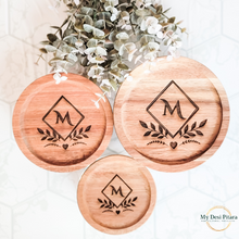 Load image into Gallery viewer, Glass Containers Leaf Design (Set of 3)