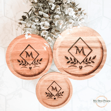Load image into Gallery viewer, Glass Containers Leaf Design (Set of 3)