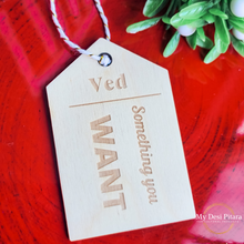 Load image into Gallery viewer, Christmas Gift Tags Set of Four