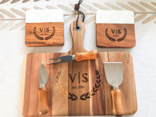 Load image into Gallery viewer, Personalized White Marble and Wood Coasters with Base